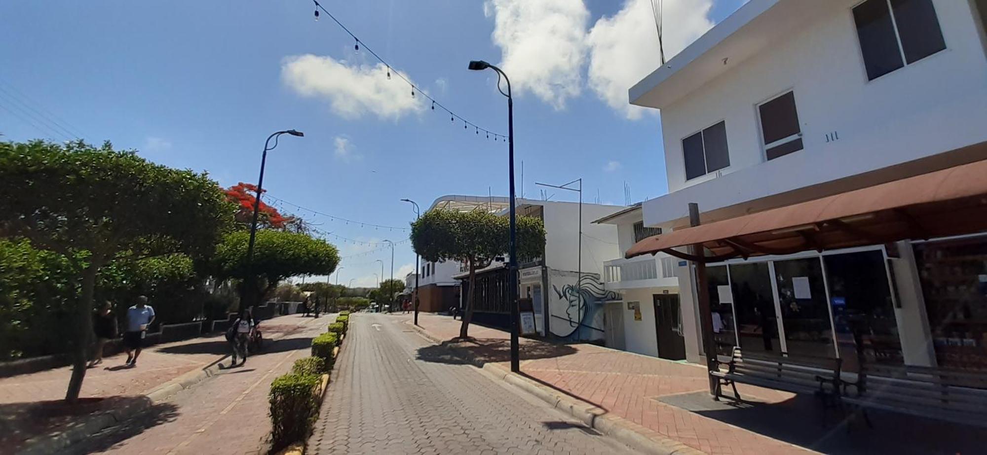 Historico Hostal Elizabeth Puerto Ayora  Exteriér fotografie